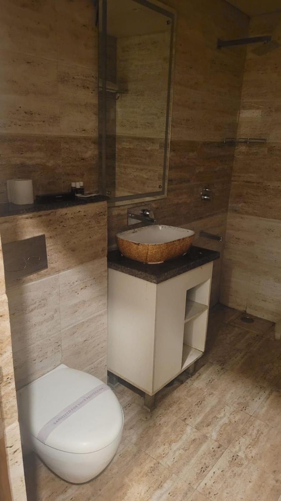 Hotel Pearl Wood Zirakpur Bagian luar foto